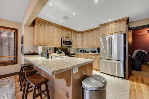 365 Deer Valley Drive - Unit B - image 11