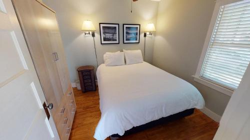 Stunningly Remodeled Historic Home Near Downtown in Bozeman, USA