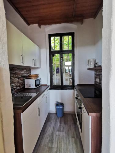 廚房, Weinberghaus - Wohnen im Weinberg in der Toskana des Nordens in 弗賴堡(溫斯特魯特)