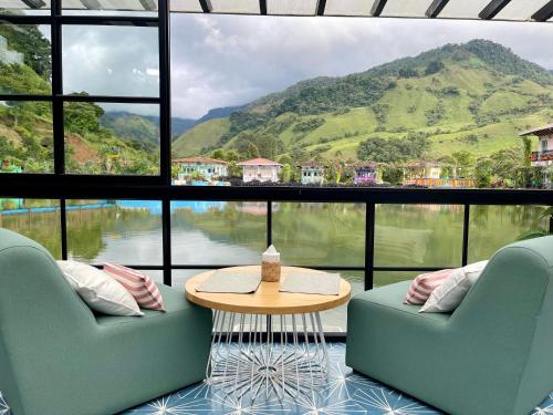 Étterem, Hotel Lago Valdivia in Jardin