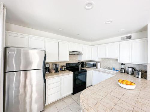 Charming Malibu Oceanfront 1BR Escape - PCHL in Malibu, USA