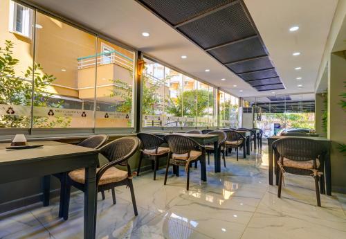 Ozcan Hotel - image 10