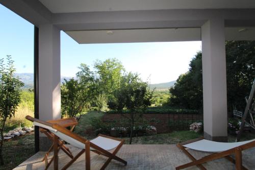 Dārzs, Studio apartment Lila in Ercegovci