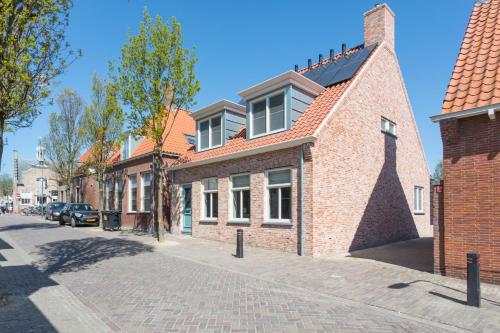 Exterior view, Zeayou Zeeland - Studio's Zuidstraat 1 in Domburg