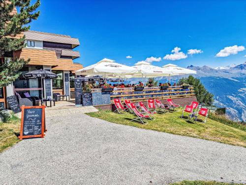 Studio Combire 405 by Interhome in Vex