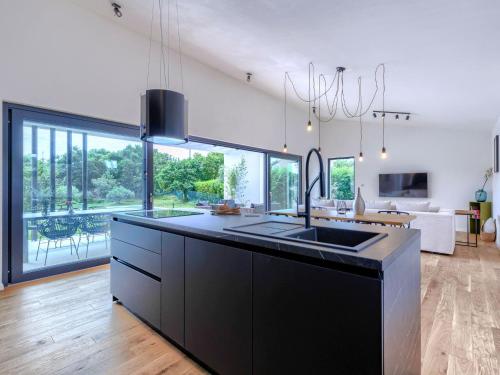 Holiday Home Villa Valla by Interhome in Veliki Vareski