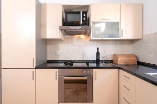 Villa Dalmatia Apartments - image 5