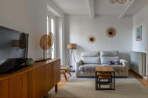 Charming apartment in the heart of Le Suquet in لو سوكينت البلدة القديمة