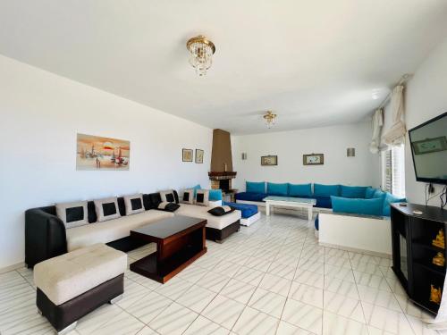 Facilities, La perla de Cabo in Cabo Negro