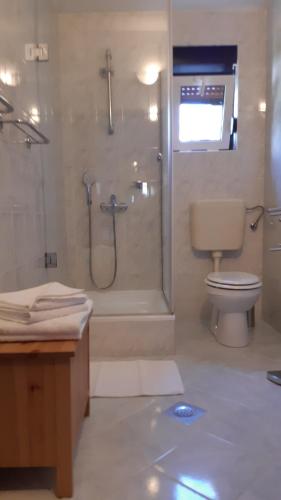 Apartment Zdravka - image 5