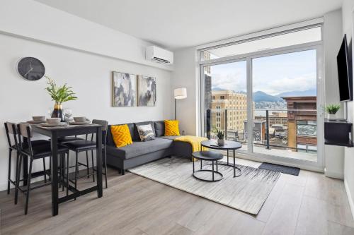 Brand New City Apt in Downtown Vancouver in Vancouver, Canada