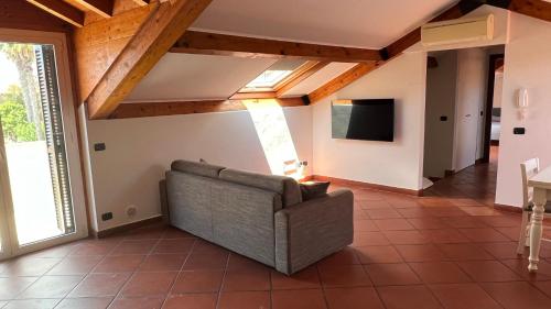 2 bedrooms, 3 beds