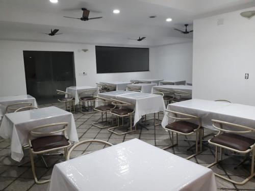 ห้องอาหาร, Martha Office Hotel in บัวรุ