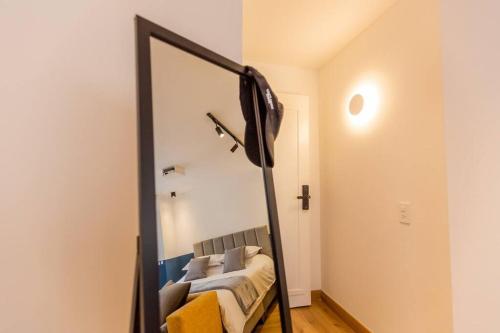 One-Bedroom Apartment image 8