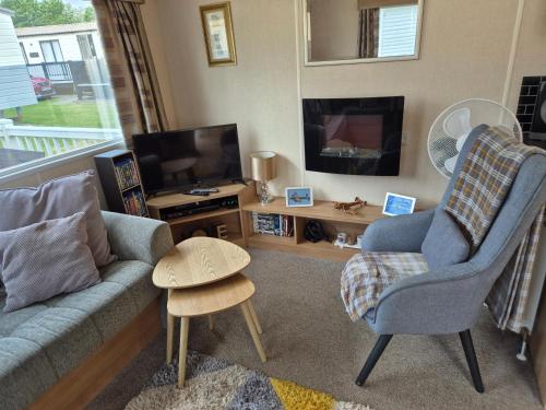 Tattershall Lakes, Castle View