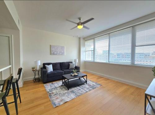 French Quarter Charm Your Perfect Retreat in Historic New Orleans With Pool & Gym 1012