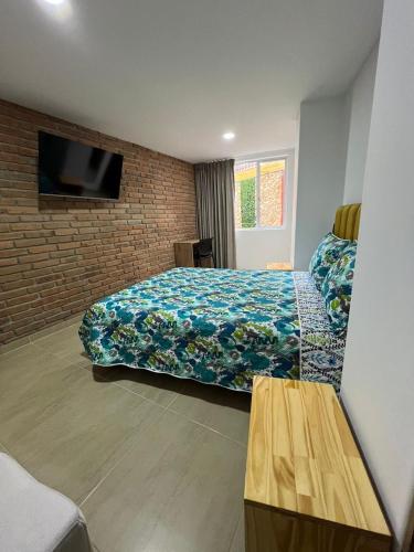 1 double bed