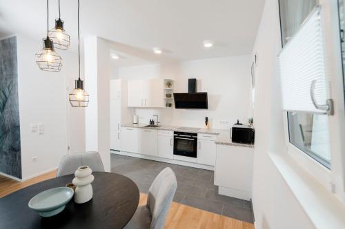 Létesítmények, koCASA-Apartments 02, Design, City-Center Böblingen, Stellplatz, Balkon (koCASA-Apartments 02, Design, City-Center Boblingen, Stellplatz, Balkon) in Boblingen Városközpont