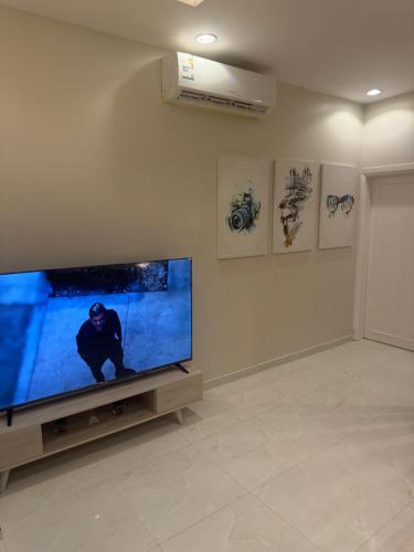 Apartment in Al Maseef - Tap to explore photos