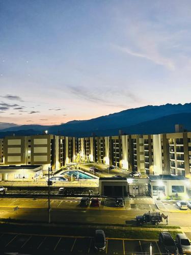 Viesnīcas āriene, Jamundi Apartamento Estilo industrial, cerca a Cali con piscina aire acondicionado in Potrerito