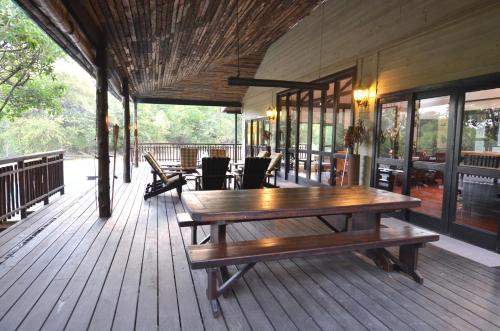 Umthiba Bush Lodge