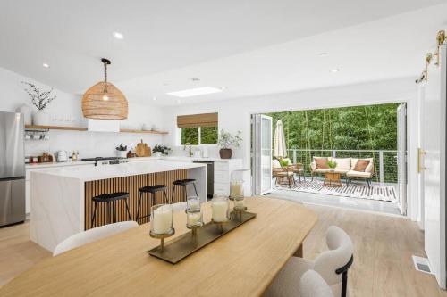 Russian River Luxury Escape with Private Hot Tub