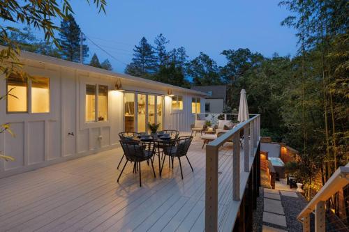 Iekārtas, Russian River Luxury Escape with Private Hot Tub in Forestvilla (CA)