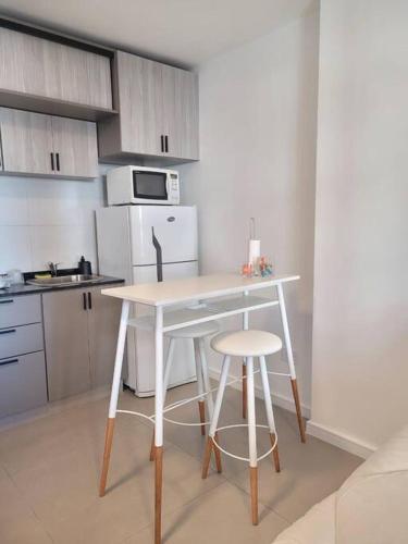 One-Bedroom Apartment image 6
