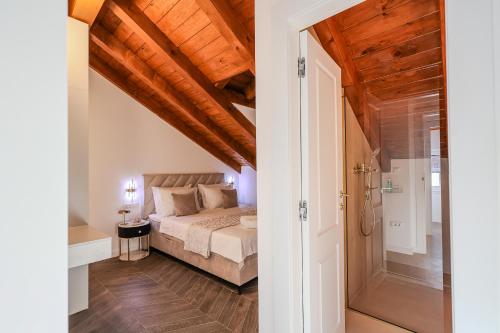 Prisca Luxury Rooms with breakfast 5