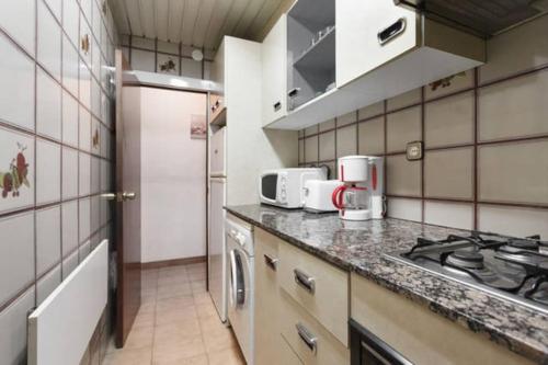 Apartment close to FC Barcelona stadium Camp Nou, Barcellona (foto 6)