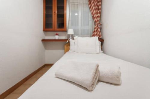 Apartment close to FC Barcelona stadium Camp Nou, Barcellona (foto 8)