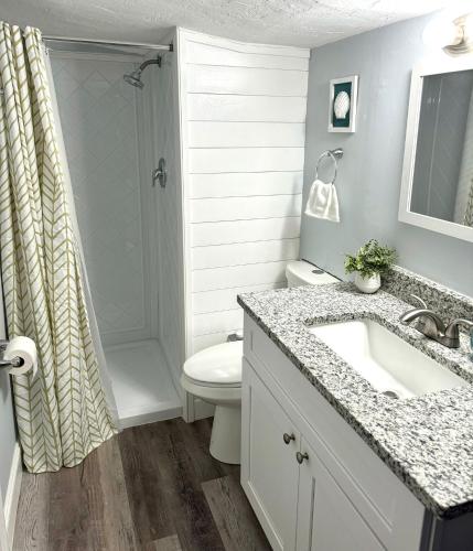 Cocoa Beach Bungalow, Dream House & Vacation Paradise! in Merritt Island, USA