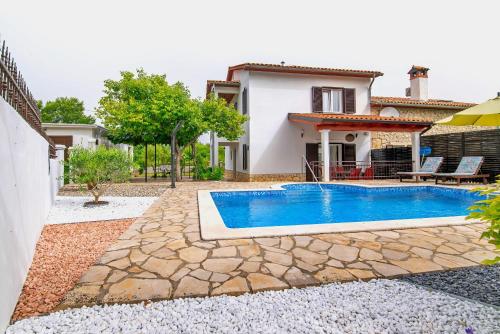 บริการและสิ่งอำนวยความสะดวก, House Marija in มาริซี