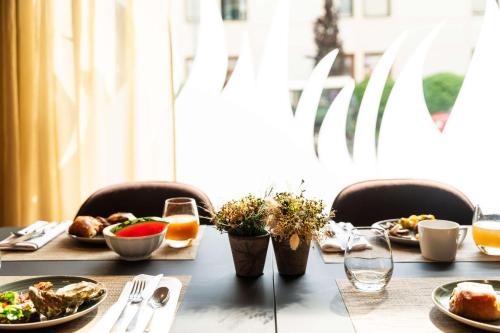 Best Western Premier Masqhotel - image 10