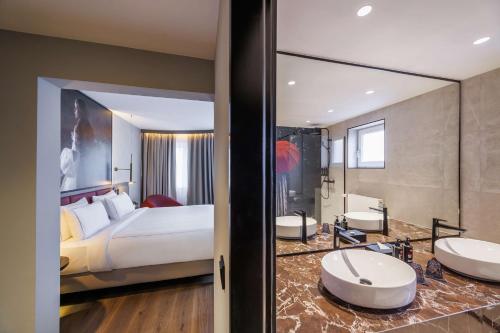 Radisson RED Berlin Kudamm Radisson RED Berlin Kudamm