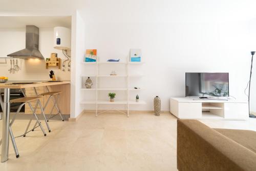 Sand Beach Las Canteras - image 2