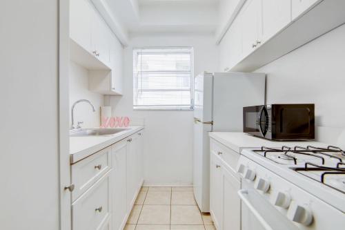 Ocean Drive Best Deal, w/2 Queen Beds, Near Beach in Miami Beach, USA
