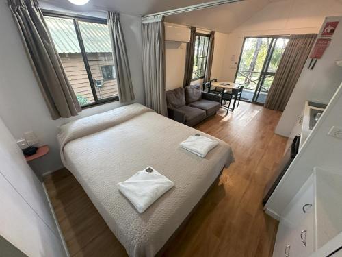 1770 Holiday Village in แอกเนส วอเตอร์