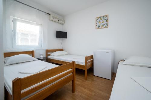 Triple Room Biograd na Moru 4305b - image 4