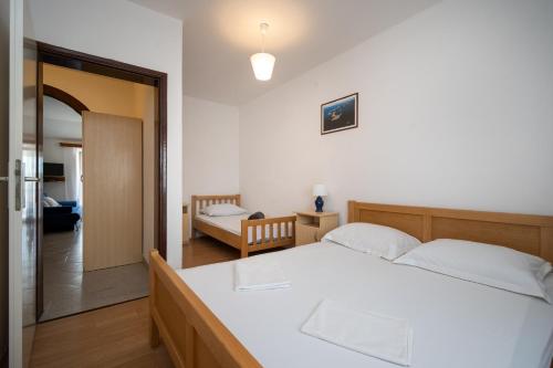 Two-Bedroom Apartment with Balcony image 10