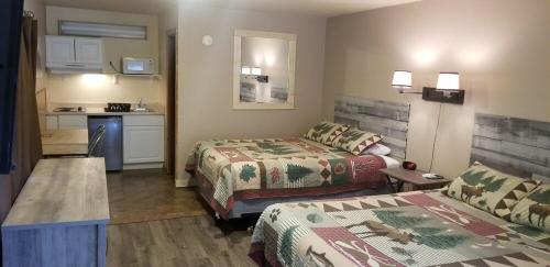The Idaho Lodge & RV Park