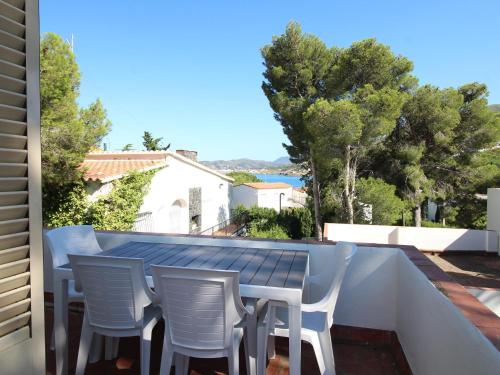 Casa con Jardín a 100m de la Playa de la Farella, Wifi y Garaje Privado - ES-228-175 gîte à louer Platja de la Farella