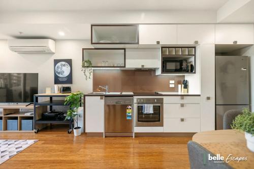 2 BR Apartment with Car Parking in City East - image 4