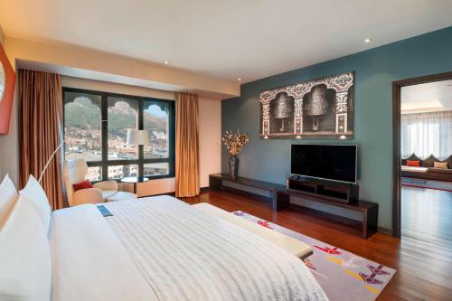 Royal Suite image 4