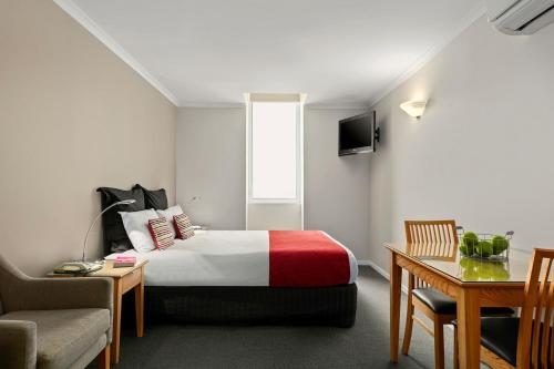 Hobart Waterfront Apartments Room Type - Queen Room - Serviced