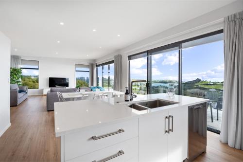 Doubtless Delight - Cable Bay Holiday Home, Cable Bay (photo 7)