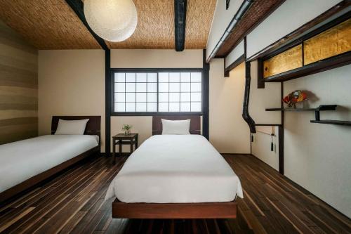 Japanese-Style Townhouse image 10