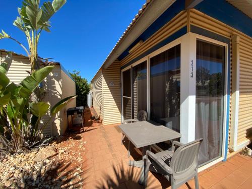 Osprey Holiday Village Unit 213 1 Bedroom - North West Cape