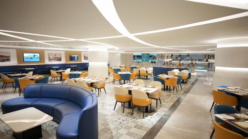 Restaurant, Transit by Encalm - Nap and Shower near Rajiv Gandhi International Airport
