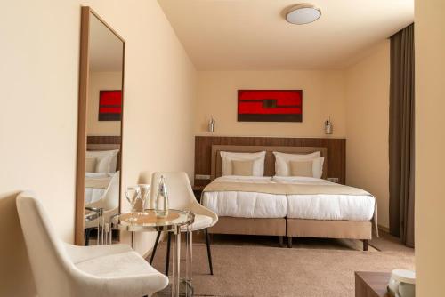 2 twin beds